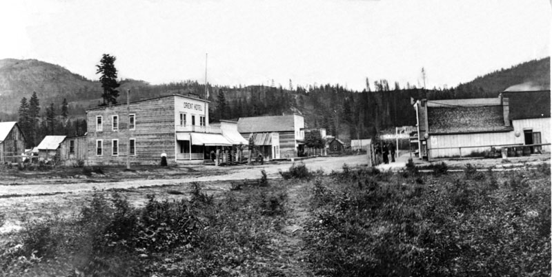 Orient Main Street Early 1900s