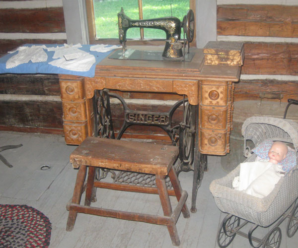Sewing-Machine